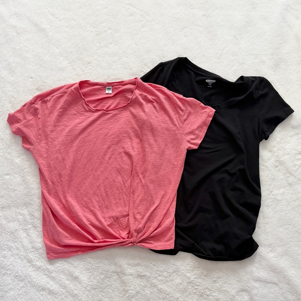 Old Navy Maternity Short Sleeve T-Shirts Set of 2 Pink Black Size Large